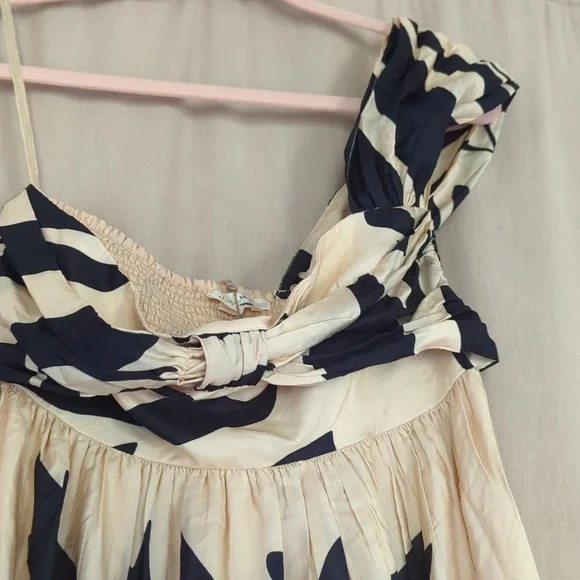 NWT Anthropologie Let Me Be Elegant One-Shoulder Black and Cream Maxi Dress - Picture 4 of 8